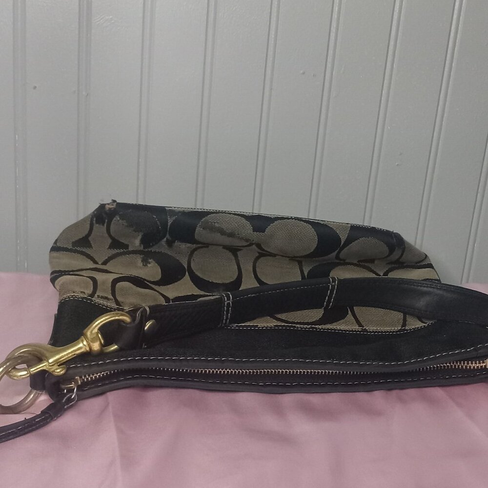 Vintage Coach Signature C Purse - Picture 12 of 12